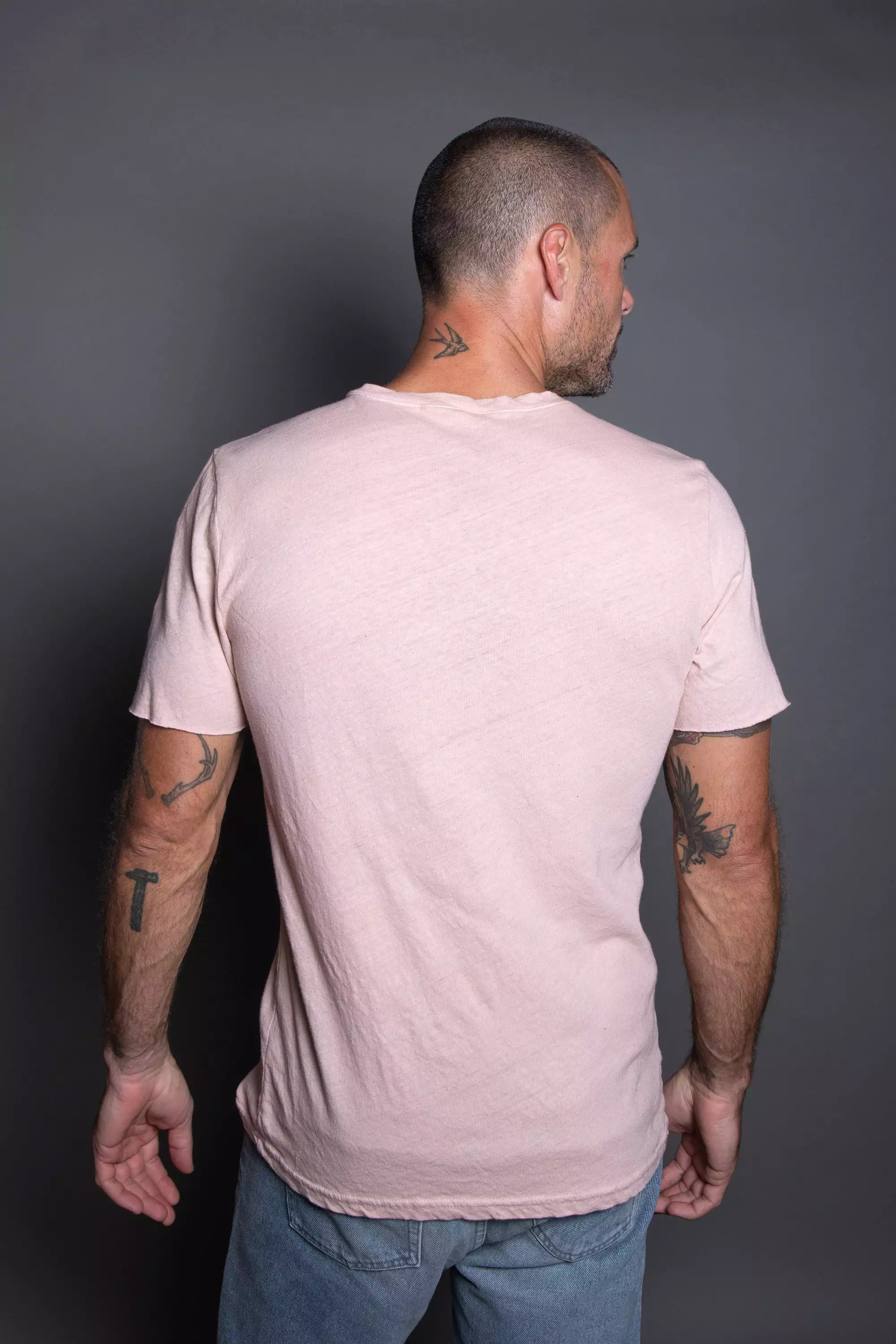 Men's Warren Wide Pocket Cotton Linen V-Neck Tee