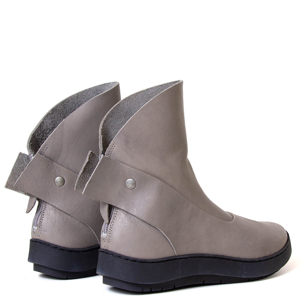 Signal Women's Leather Boot